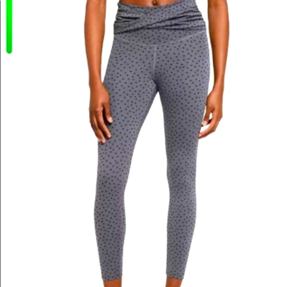 ✨BRAND NEW✨New Nike Yoga training leggings